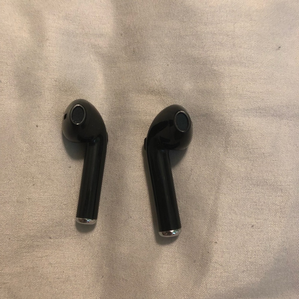 🎾 i7-tws Bluetooth headphones